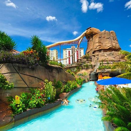 Diroma Resort Com Um Dia No Acqua Park Caldas Novas Luaran gambar