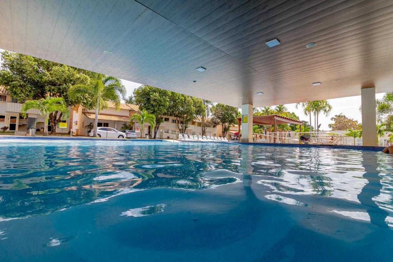 Diroma Resort Com Um Dia No Acqua Park Caldas Novas Luaran gambar